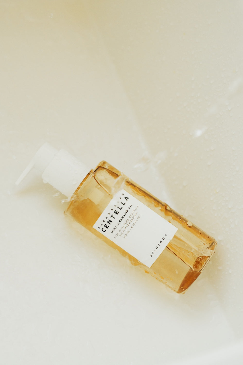 Skin1004 - Madagascar Centella Light Cleansing Oil