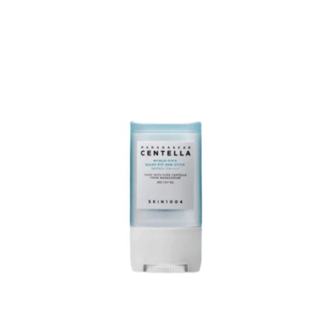 Skin1004 - Madagascar Centella Hyalu-Cica Silky Fit Sun Stick