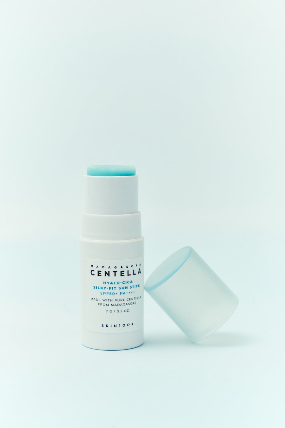Skin1004 - Madagascar Centella Hyalu-Cica Silky Fit Sun Stick