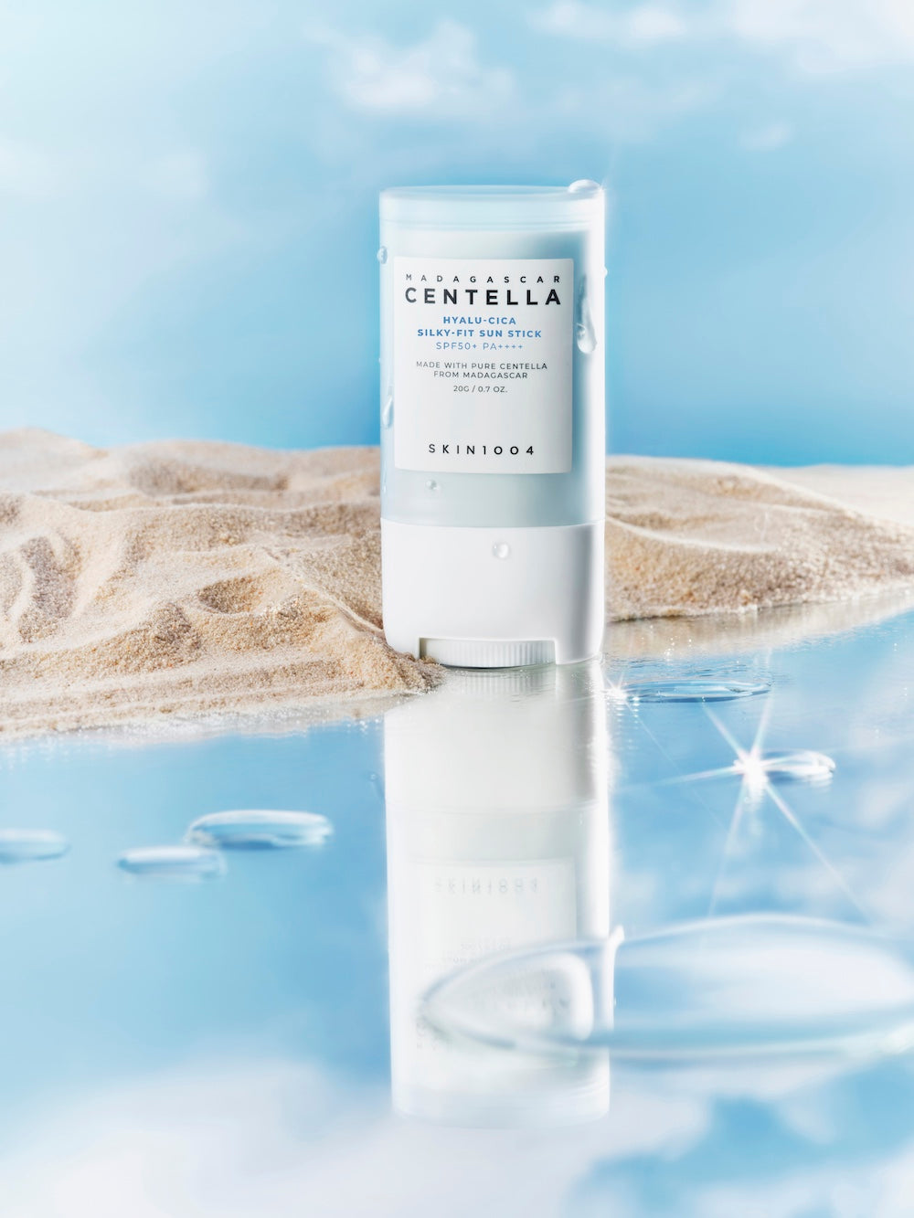 Skin1004 - Madagascar Centella Hyalu-Cica Silky Fit Sun Stick