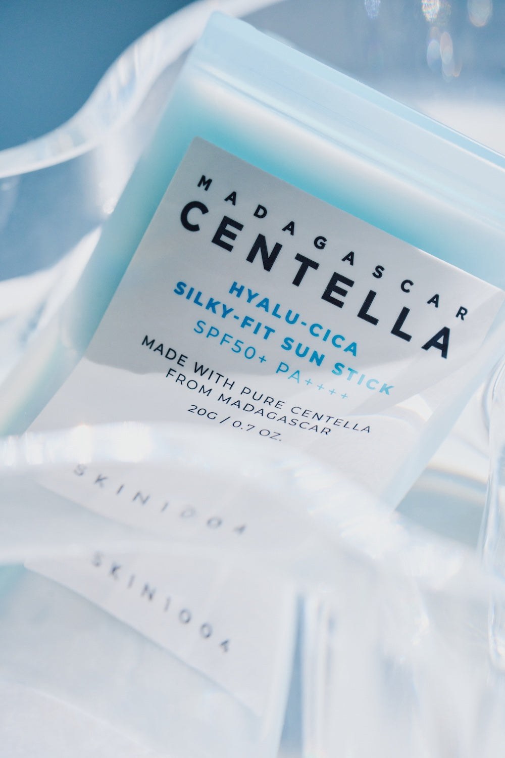Skin1004 - Madagascar Centella Hyalu-Cica Silky Fit Sun Stick