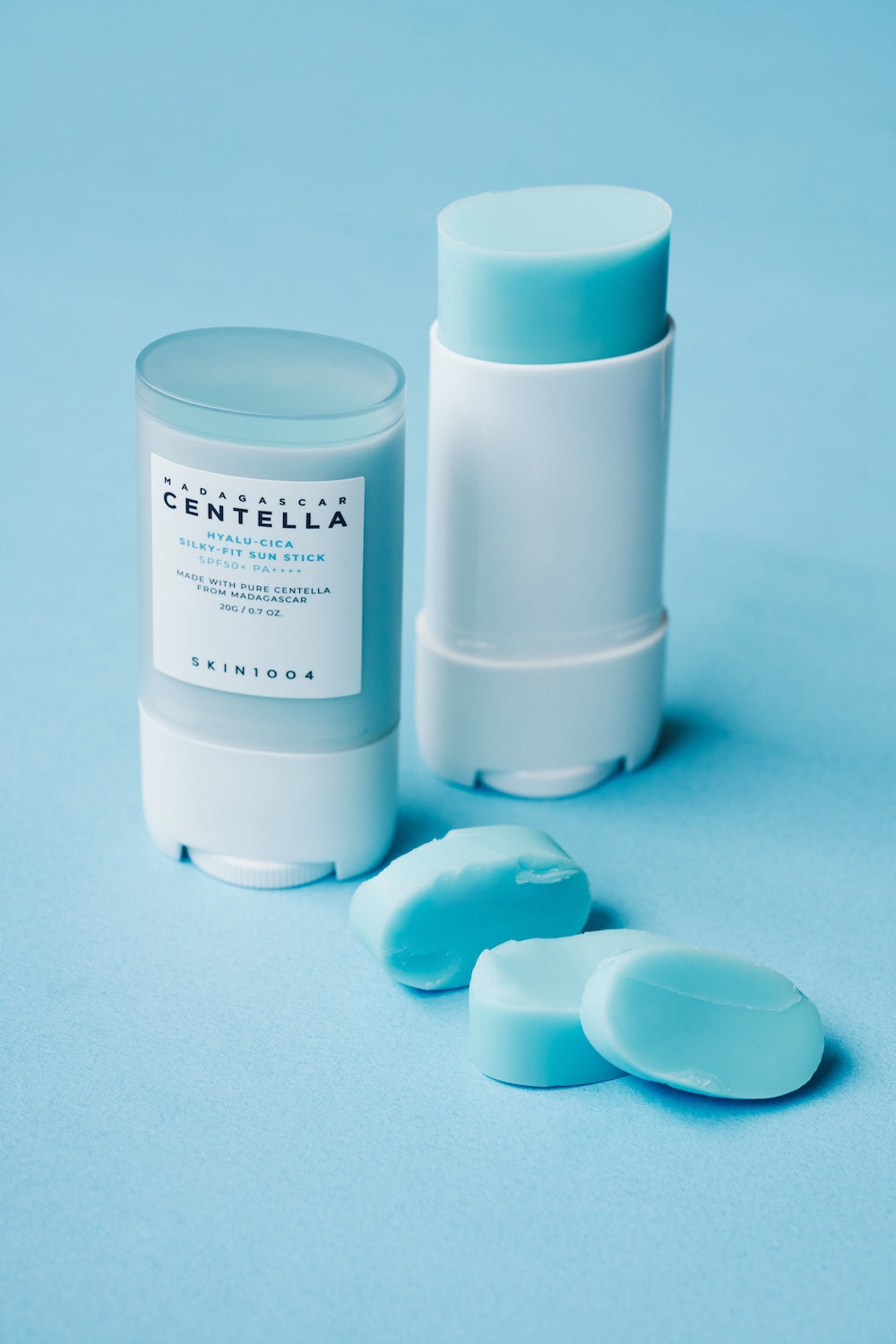Skin1004 - Madagascar Centella Hyalu-Cica Silky Fit Sun Stick