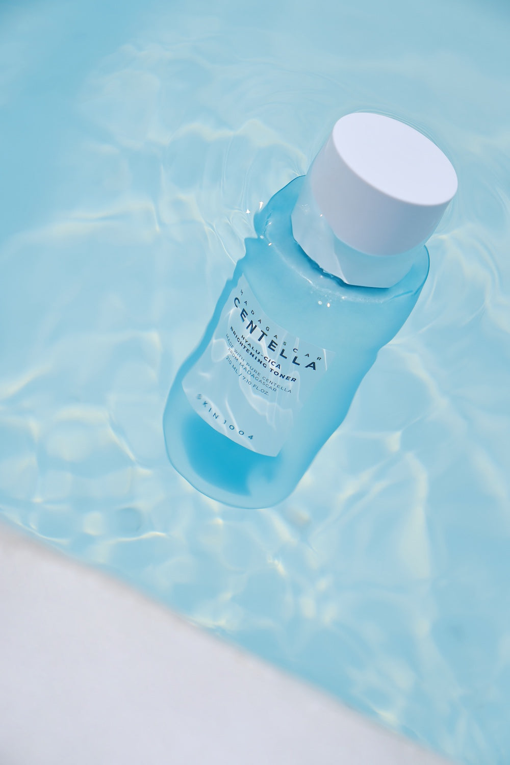 Skin1004 - Madagascar Centella Hyalu-Cica Brightening Toner