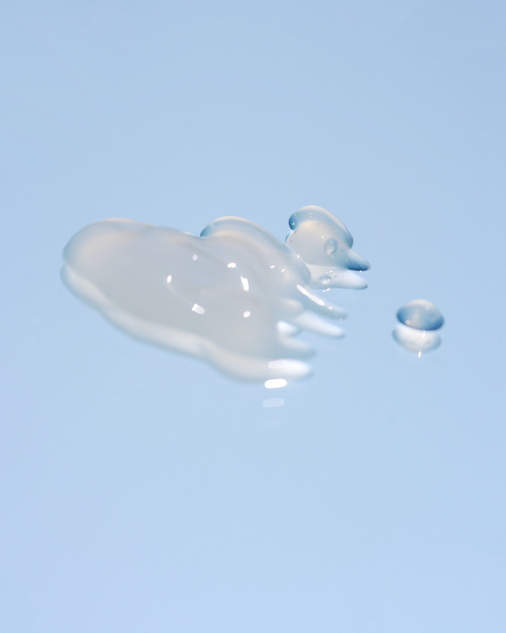 Skin1004 - Madagascar Centella Hyalu-Cica Blue Serum