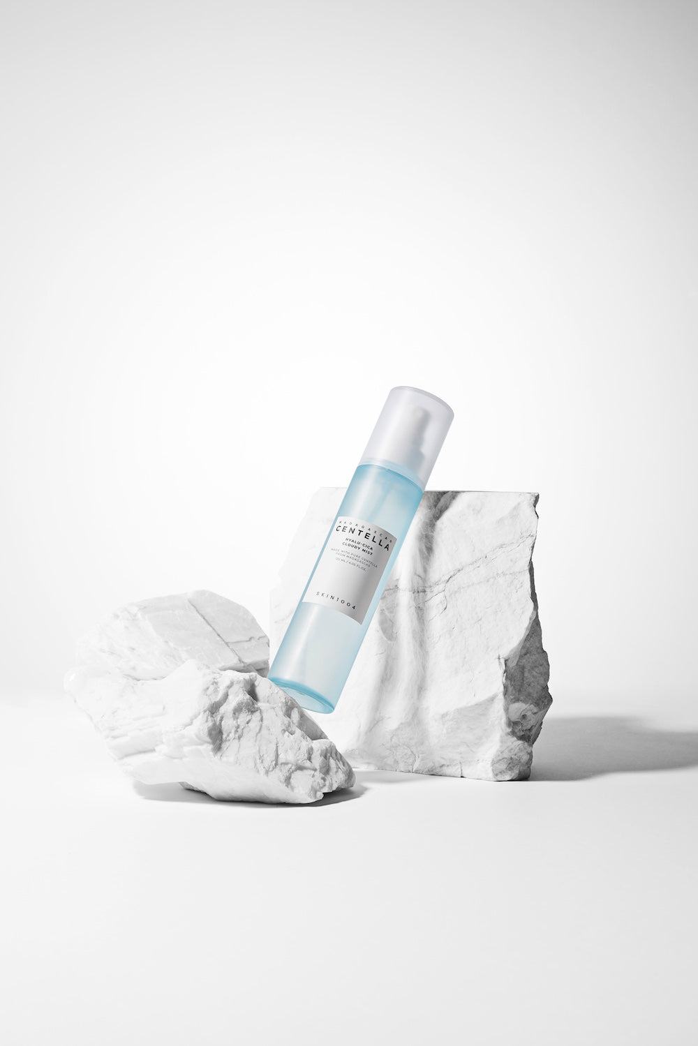 Skin1004 - Madagascar Centella Hyalu-Cica Cloudy Mist 120ml