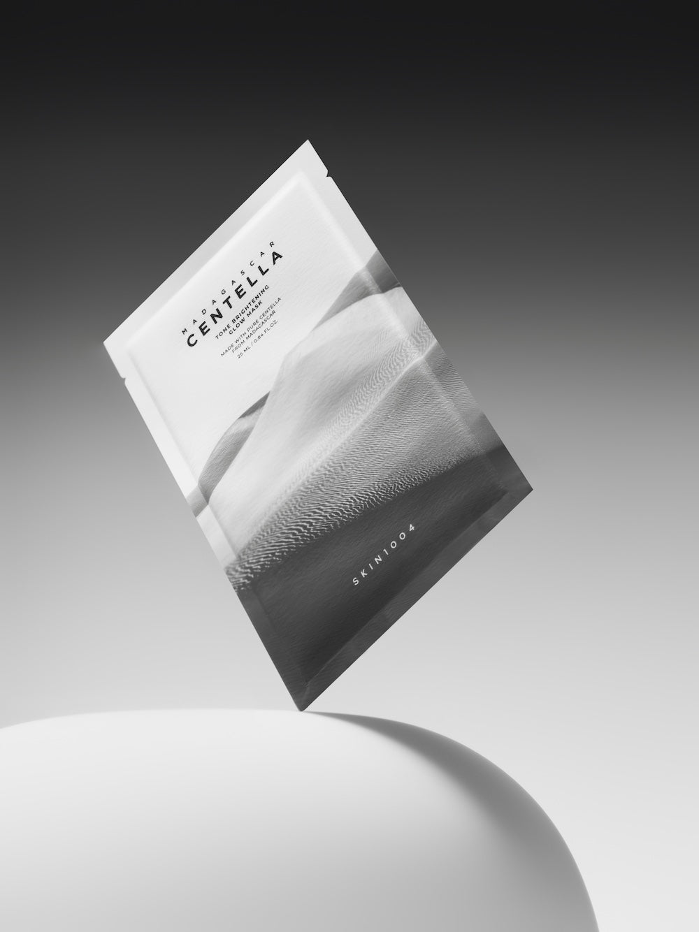 Skin1004 - Madagascar Centella Tone Brightening Glow Mask