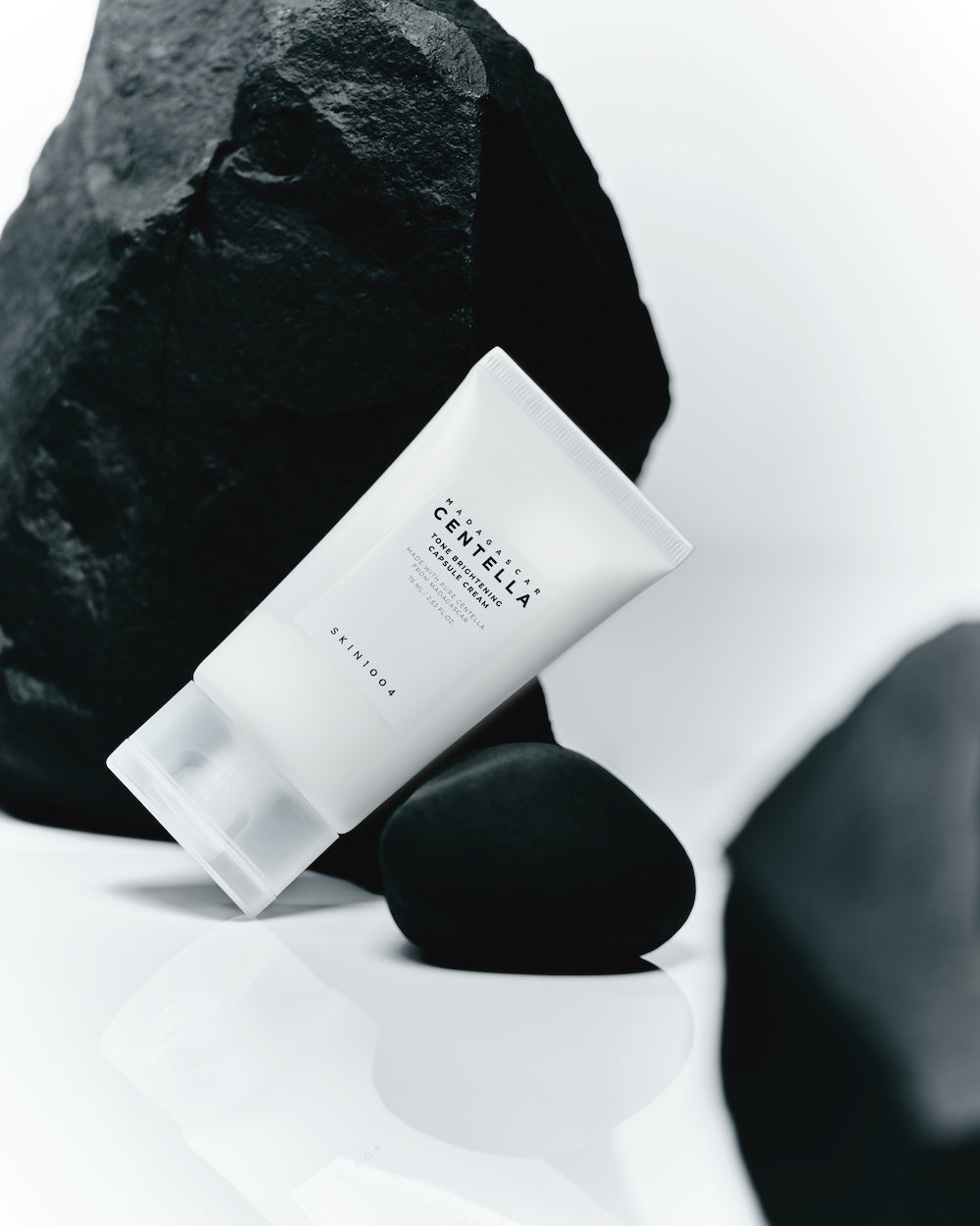 Skin1004 - Madagascar Centella Tone Brightening Capsule Cream 75ml