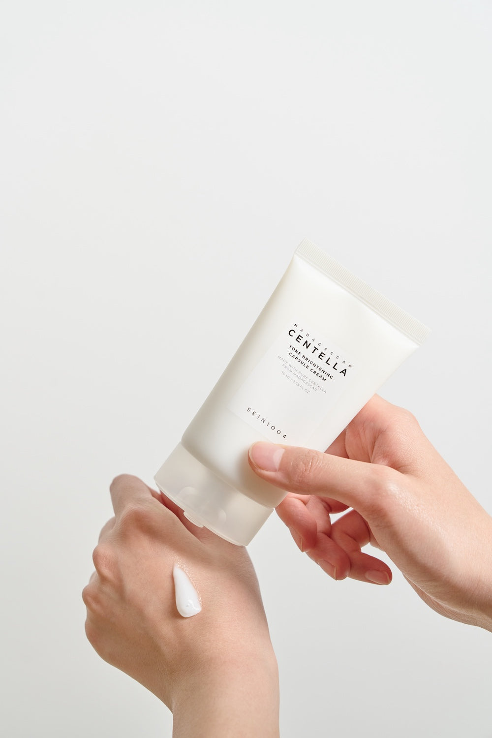 Skin1004 - Madagascar Centella Tone Brightening Capsule Cream 75ml