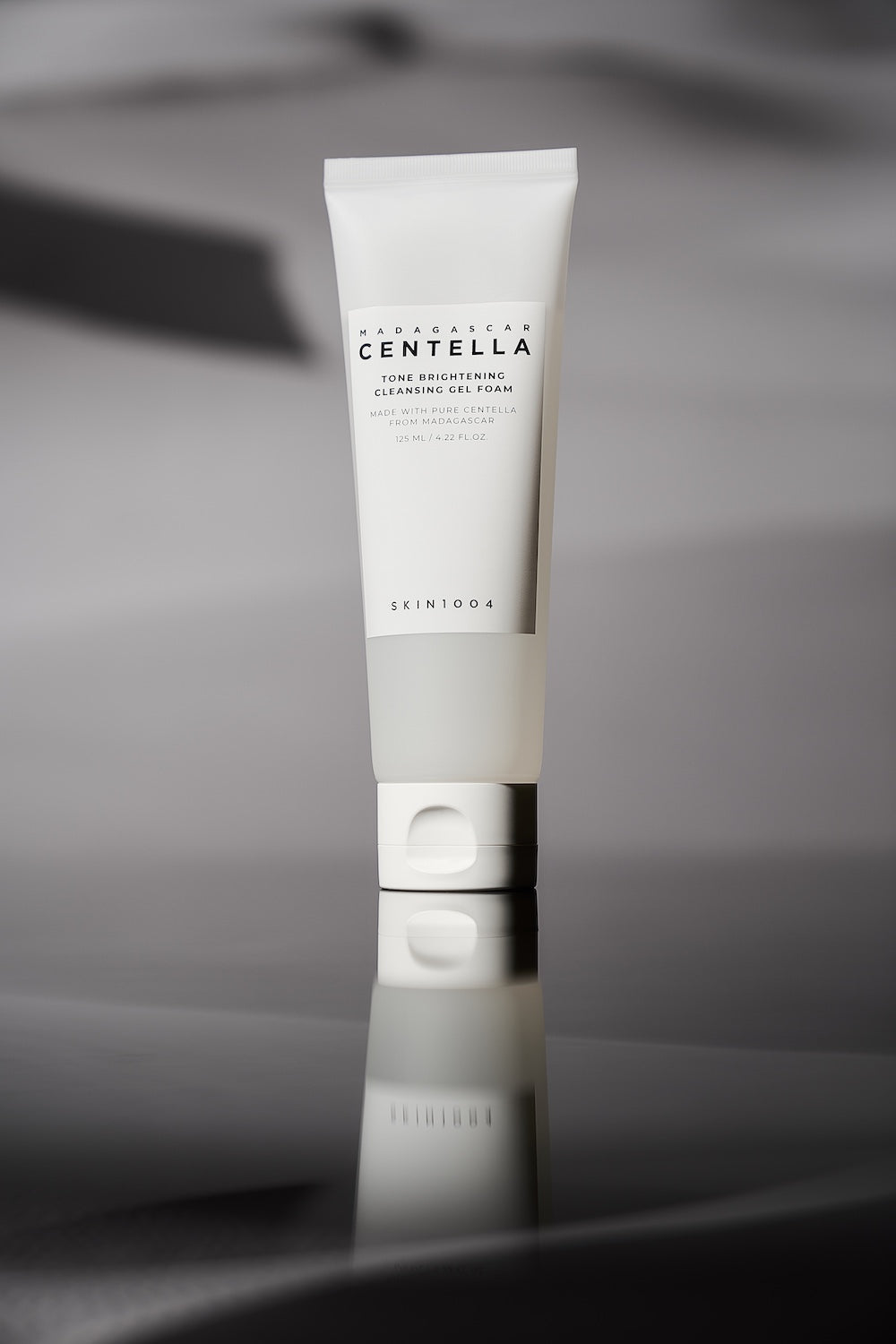Skin1004 - Madagascar Centella Tone Brightening Cleansing Gel Foam 125ml