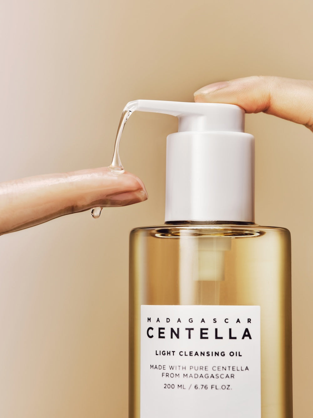 Skin1004 - Madagascar Centella Light Cleansing Oil