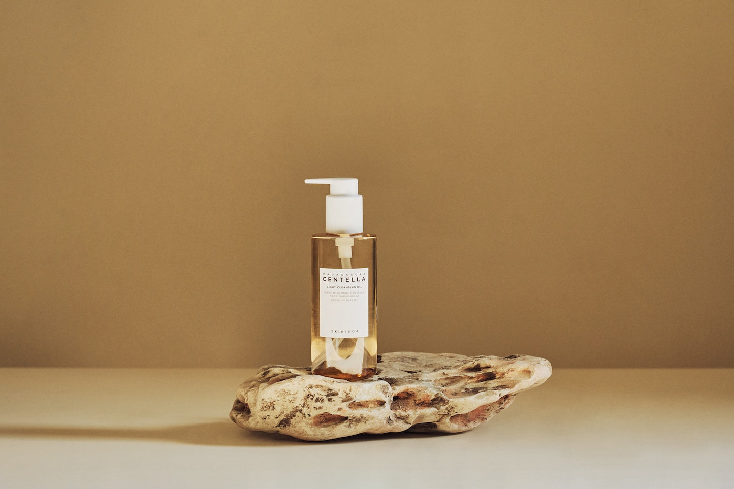 Skin1004 - Madagascar Centella Light Cleansing Oil