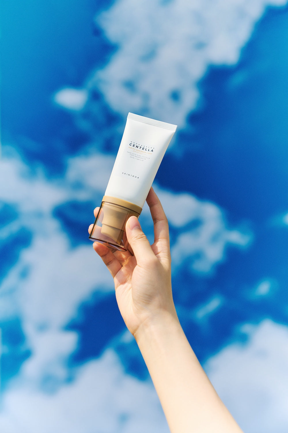 Skin1004 - Madagascar Centella Air-Fit Suncream Light 50ml