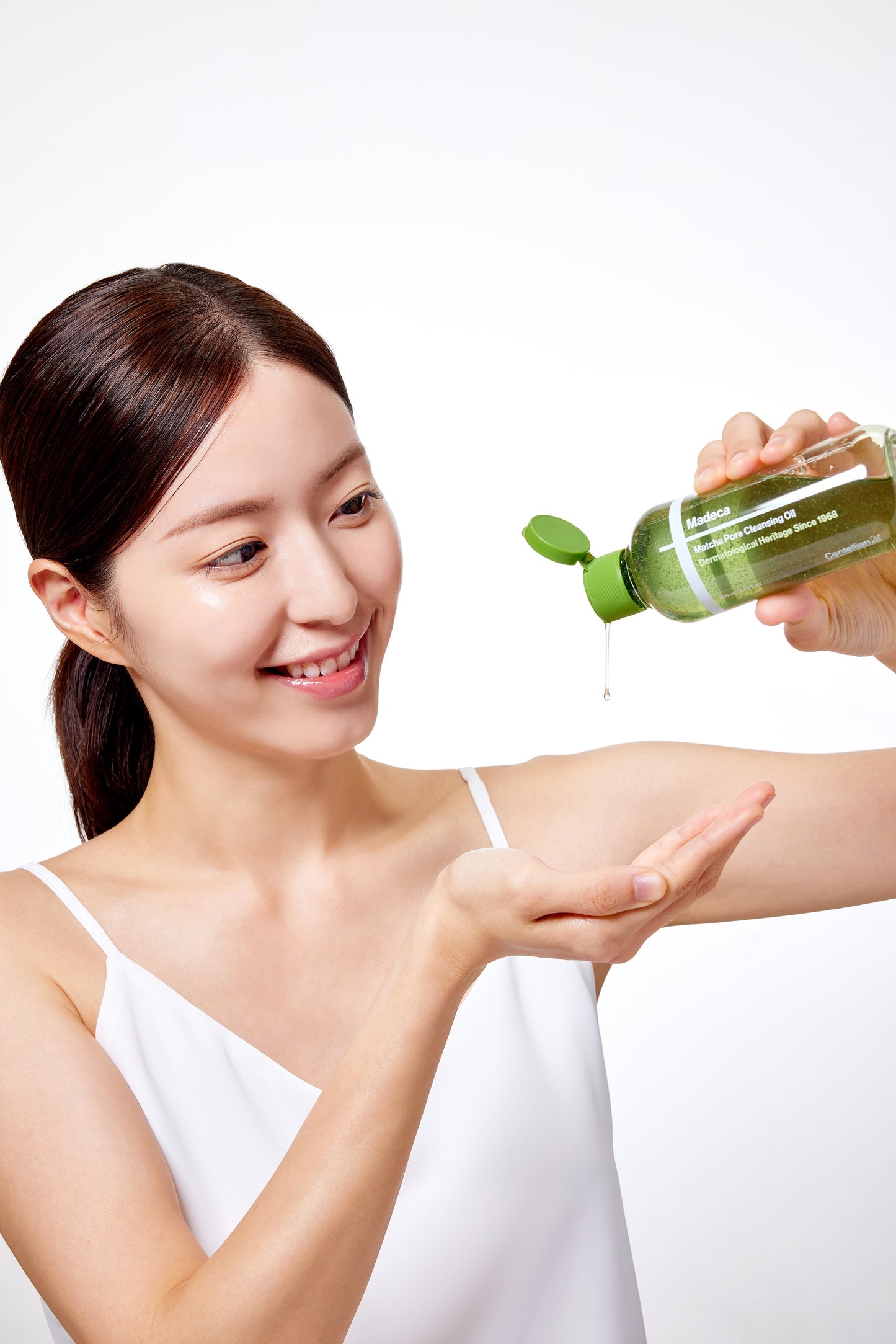 Centellian24 - Madeca Matcha Pore Cleansing Oil 200ml